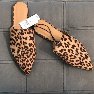 Banana Republic Leopard Print Mules 8.5 NWT